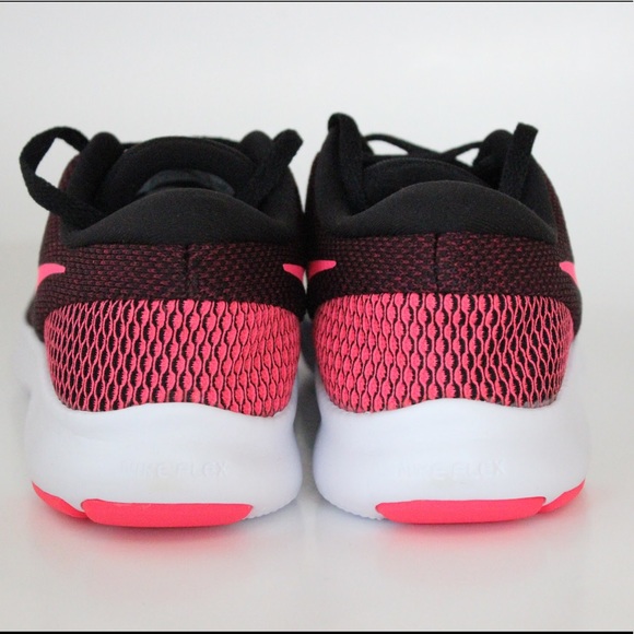 Women’s Nike Flex Experience RN 7 Size 6 - Picture 5 of 8